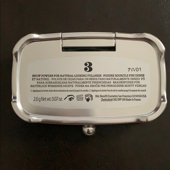 Benefit Foolproof Brow Powder - Picture 5 of 6